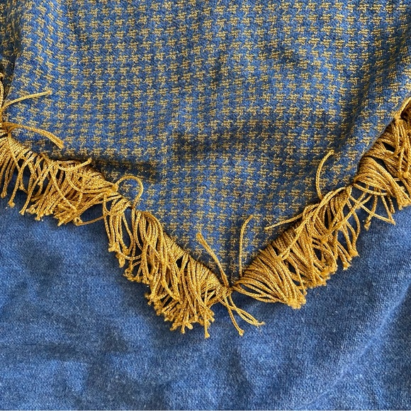 beautiful vintage blue and gold 80s marching band sweater - Picture 2 of 3